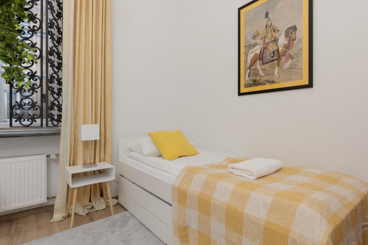 Family Apartment Freta Warsaw Old Town By Noclegi Renters Exterior photo